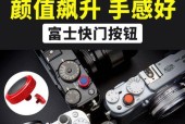 索尼v10相机镜头开启方法是什么？镜头无法打开时应如何处理？