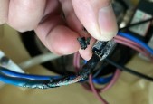 热水器滑轨故障解决方法（快速修复和预防滑轨故障的关键措施）