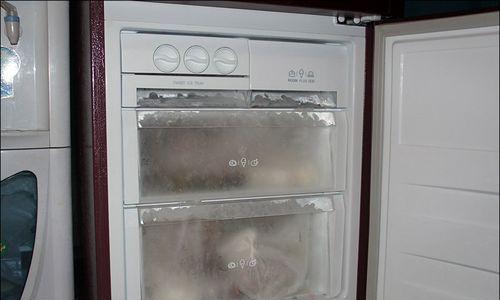 解析冰箱冷藏结冰的原理与过程（探究冷藏食物如何变成冰块的奥秘）  第1张