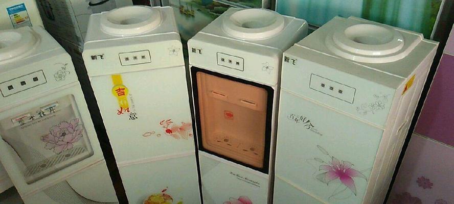 如何修理饮水机漏电问题（简单修理饮水机漏电问题）  第1张
