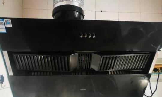 拆卸美的油烟机风扇的方法（轻松拆解）  第3张