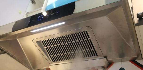 老板油烟机顶吸还是侧吸更好用（探讨老板油烟机不同吸风方式的优劣势）  第1张