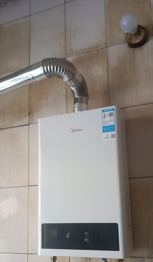 燃气热水器闪灯不加热的原因及解决方法（探究燃气热水器闪灯不加热的可能原因）  第3张