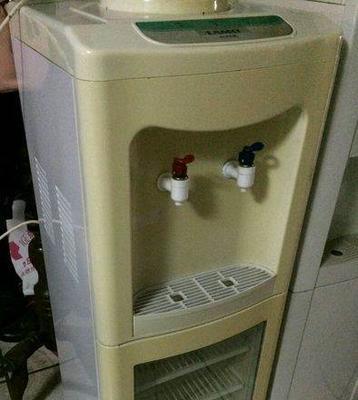 解读以浪木饮水机故障代码的原因和解决方案（探索以浪木饮水机故障代码的奥秘）  第1张