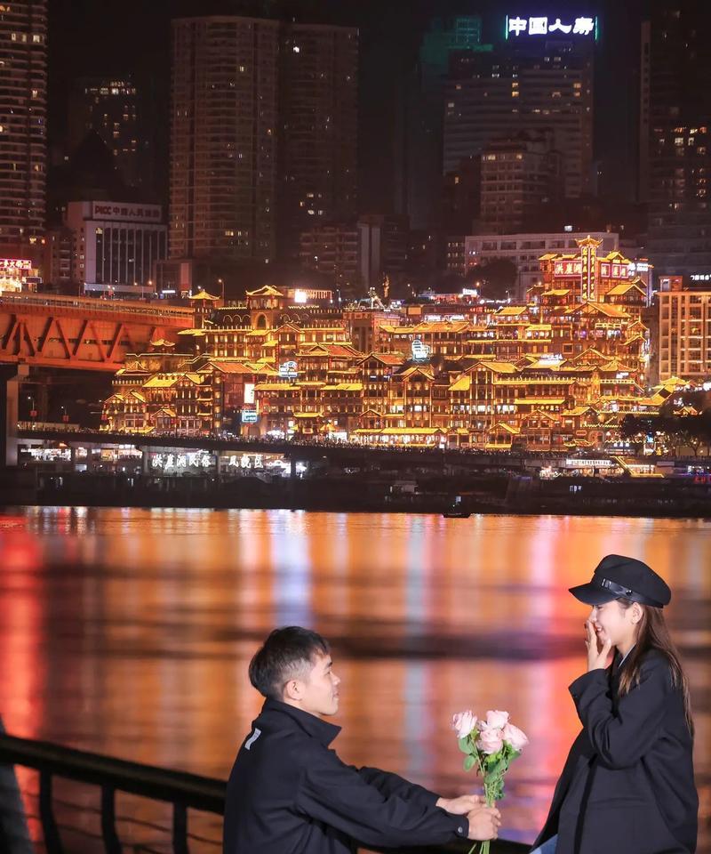 用苹果手机拍重庆夜景技巧是什么？效果如何提升？  第2张